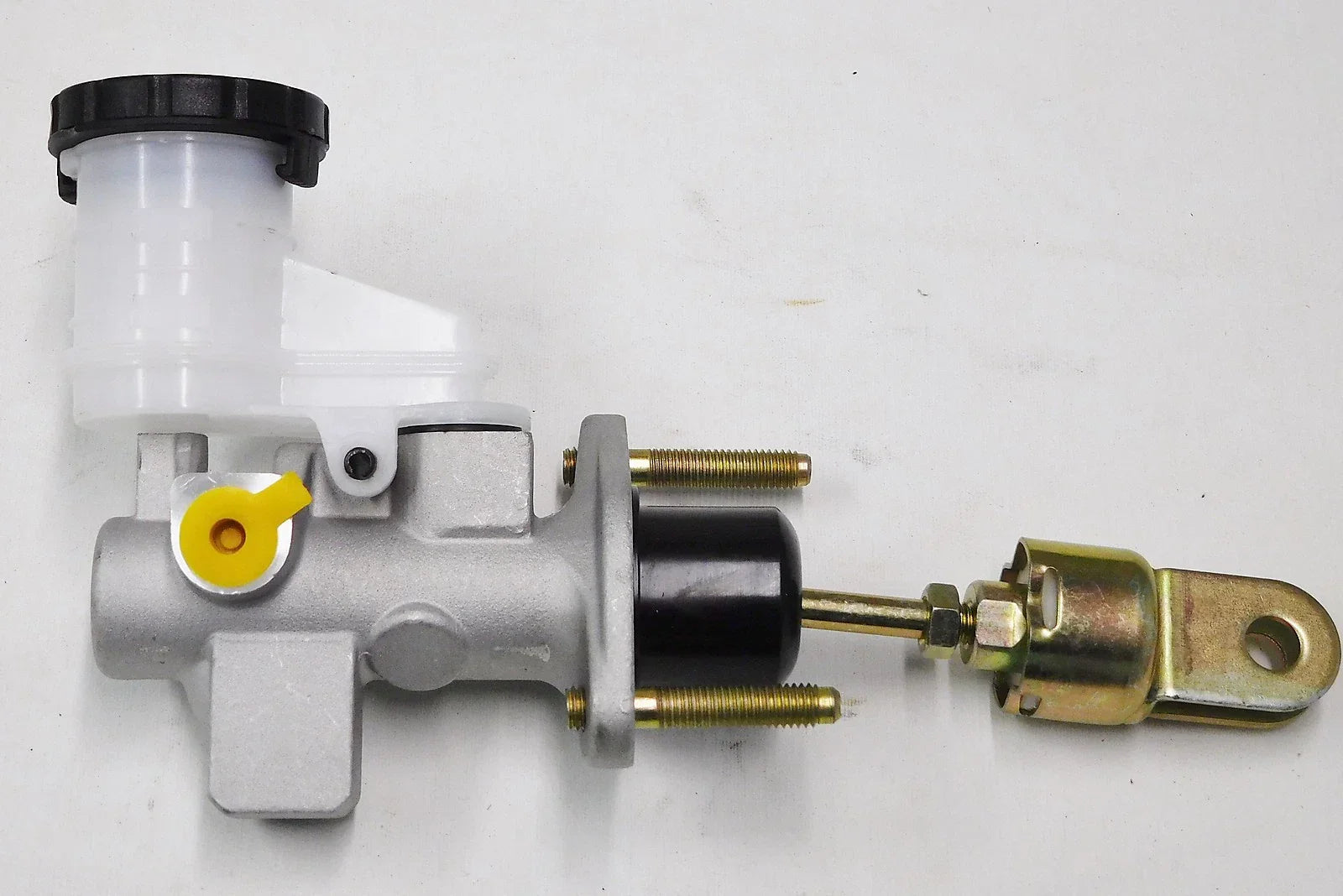 Clutch Master Cylinder for Mitsubishi Triton ML 4WD (2006-2014)