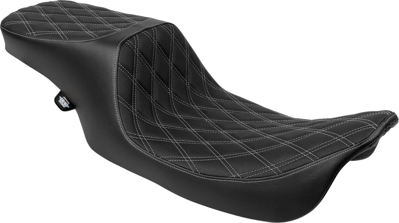 Predator 2-Up Seat for Harley Davidson (2014–2023) - Vinyl - Double Diamond - Silver