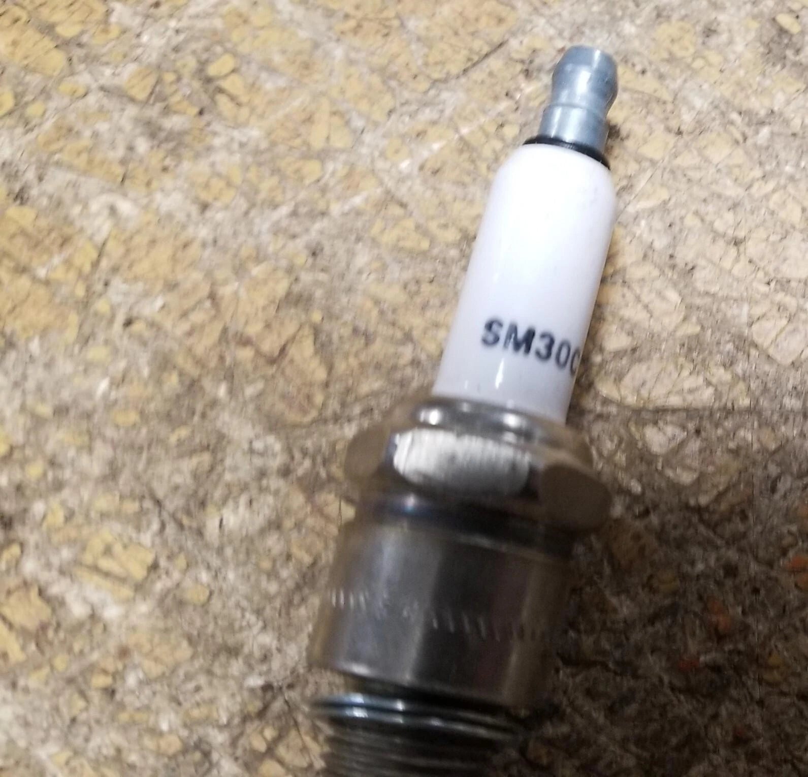 SplitFire SM30C Spark Plug for Dodge International Med. Duty