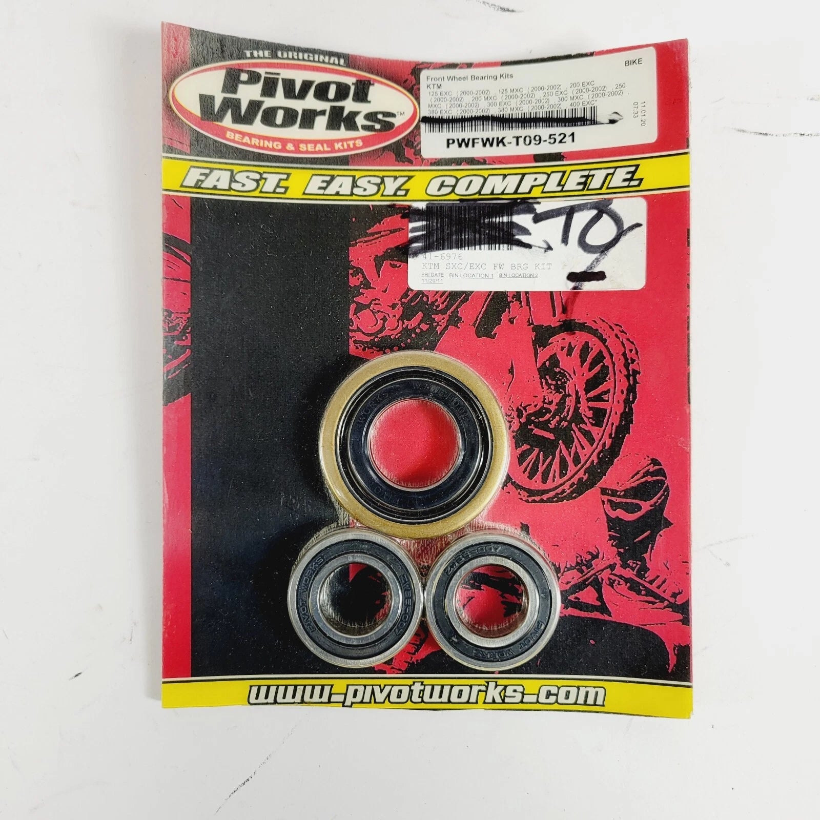 Pivot Works Front Wheel Bearing Kit for PWFWK-T11-521 (41-6978)