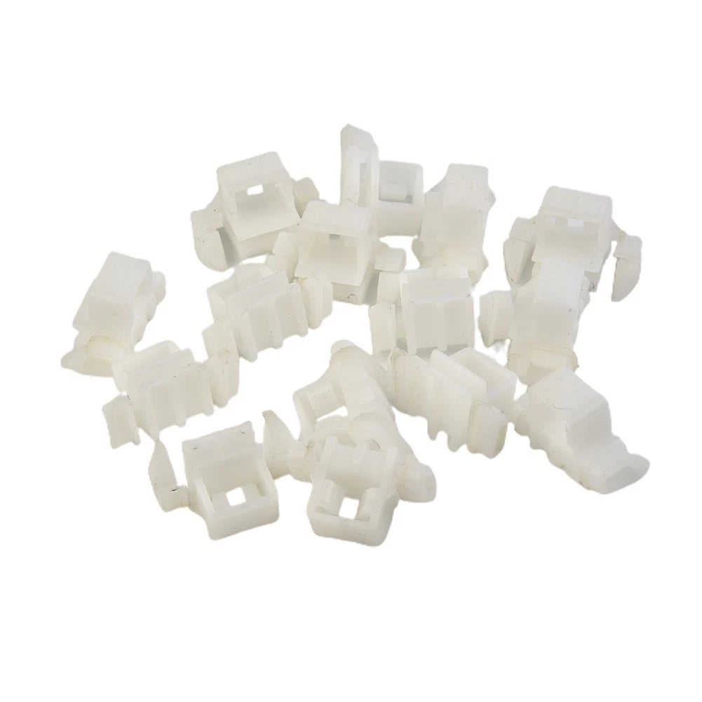Fixing Clip Brackets for Mercedes 190 W201 W124 (1982–1993)