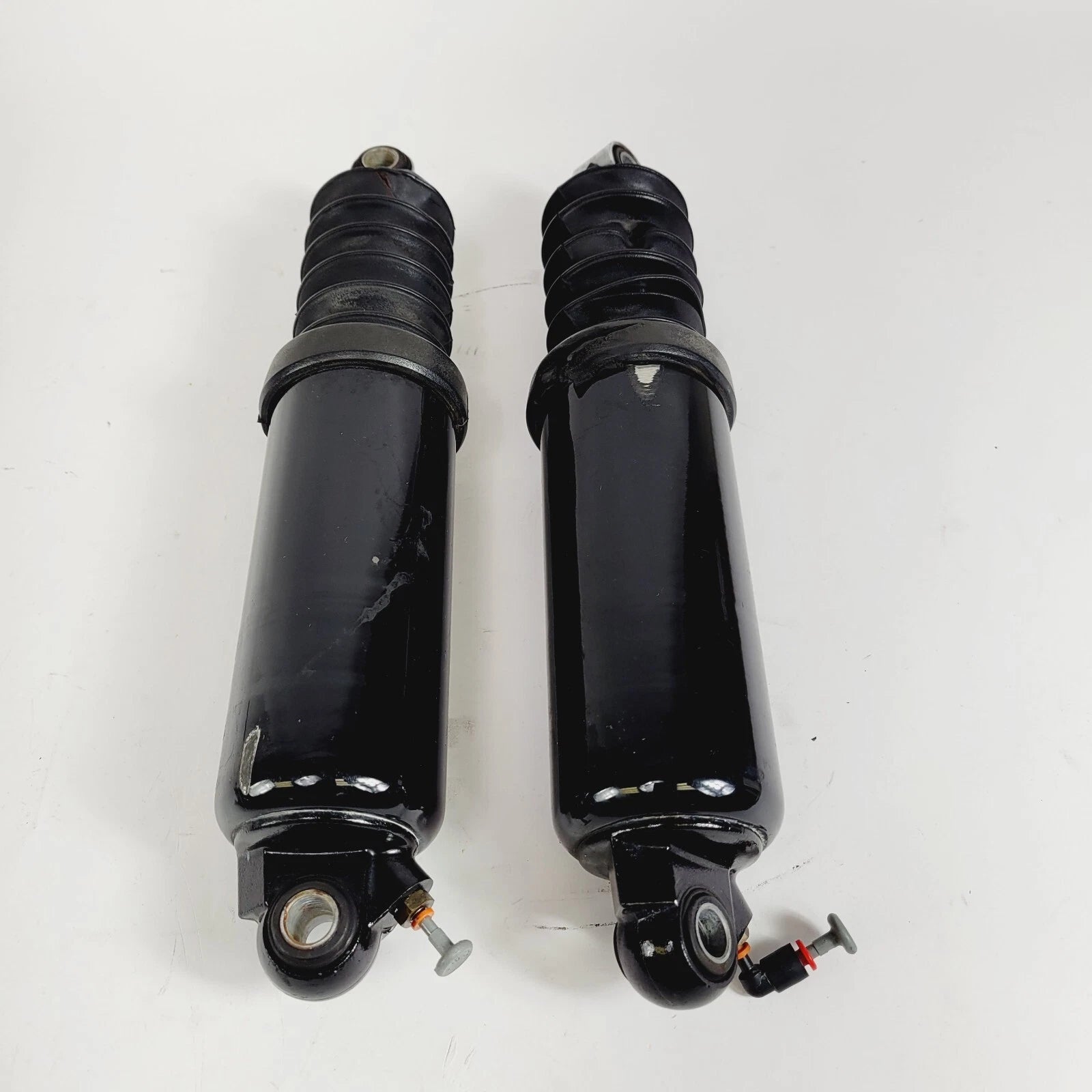 Rear Shocks for Harley Davidson Touring (2009–2016) - Air Oil, Ripped Boot