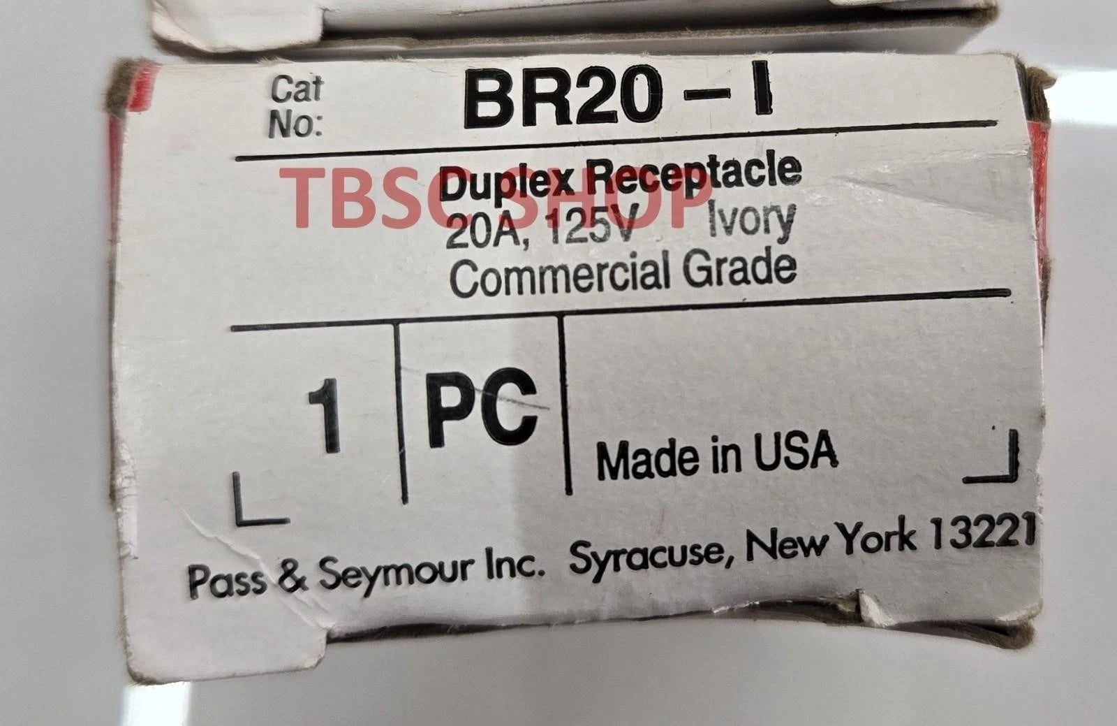 Duplex Receptacle for Pass & Seymour Legrand BR20-L, BR20LA