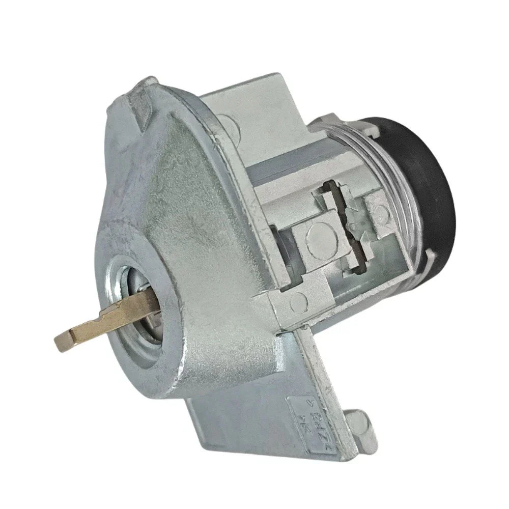 Door Lock Cylinder for Land Rover Discovery, Freelander, Jaguar (2002-2006)