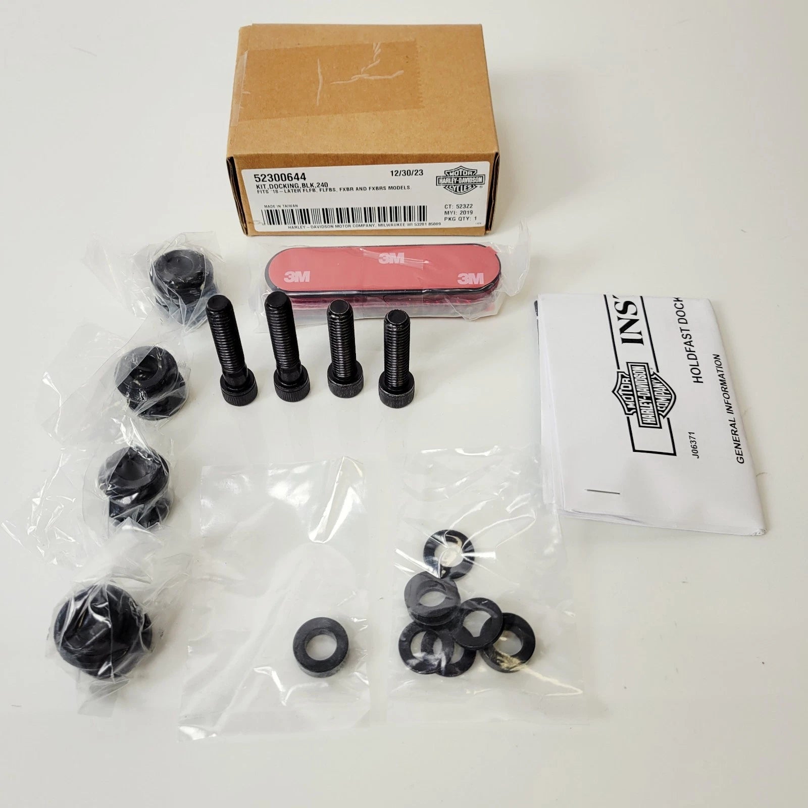 Docking Hardware Kit for Harley-Davidson Fat Boy Breakout (2018–2023) 52300644
