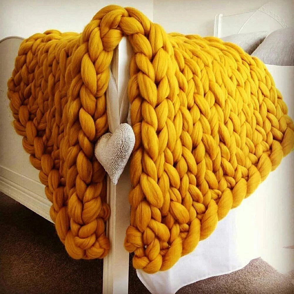 Chunky Knitted Thick Blanket for Sofa (Winter Warm Hand Yarn Merino)