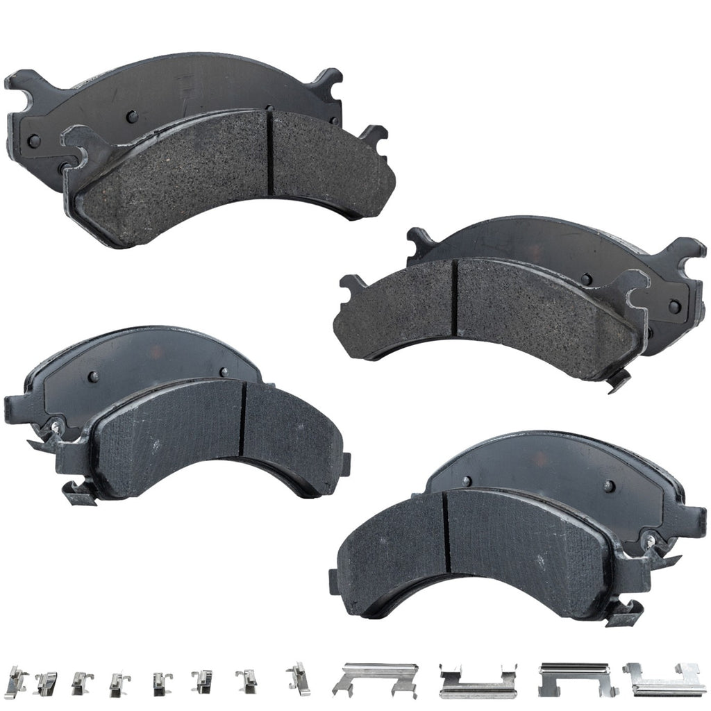 Set of 4 Ceramic Brake Pads for Chevrolet Express 3500 (2003–2008)