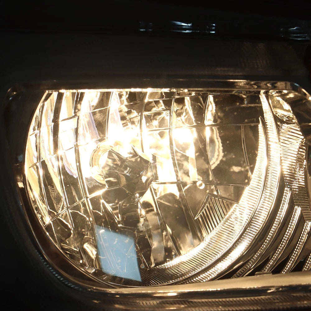 Right Black Headlight for Subaru Forester (2017–2018)