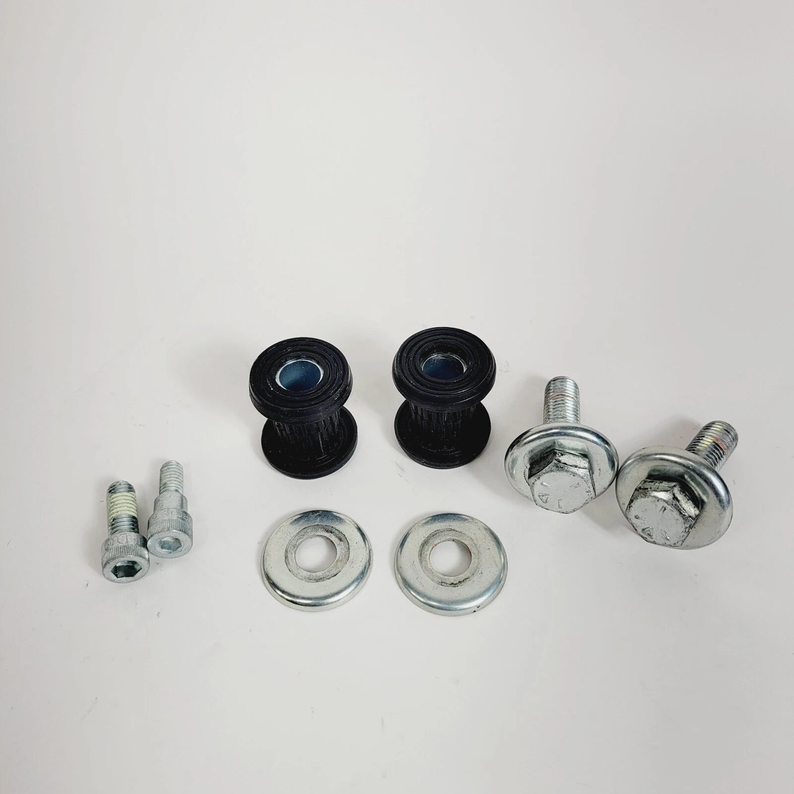 Handlebar Riser Bushings Kit for Harley Touring (1983–Present), Softail (2018–Present)
