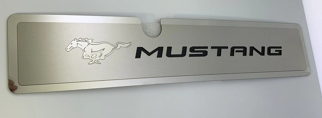 Radiator Cover Plate Pony Emblem Black Carbon Fiber for 2015–2017 Mustang GT