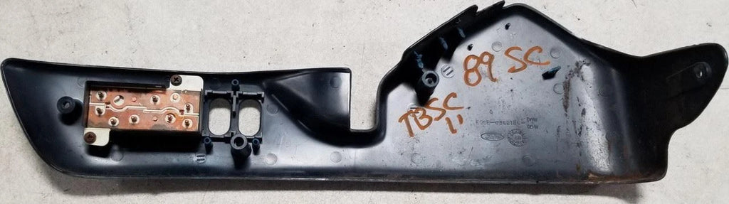 Seat Switch Trim RH for Ford Thunderbird SC (1989–1995)
