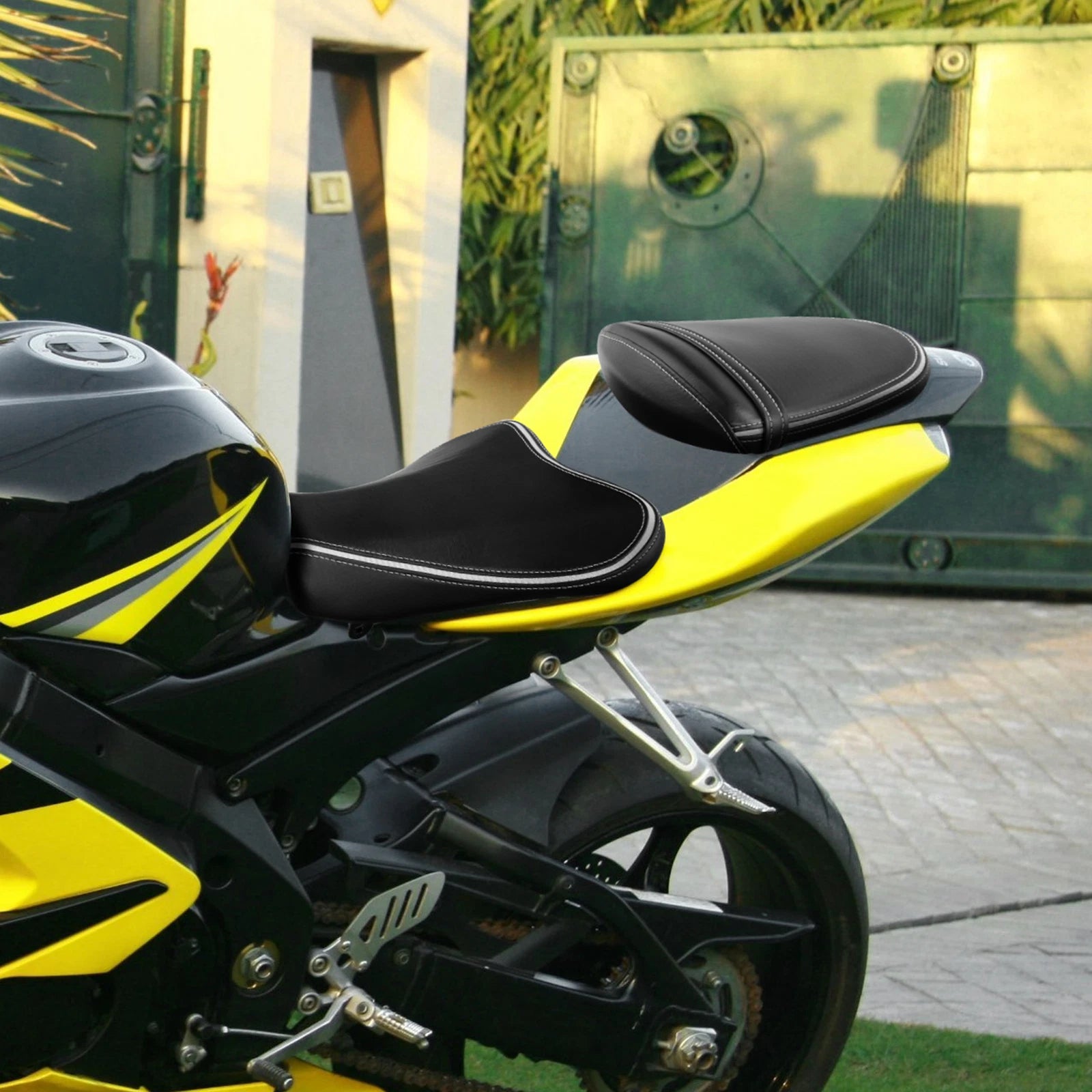 Black Rider Driver & Passenger Seat for Suzuki GSXR1000 (2005–2006)