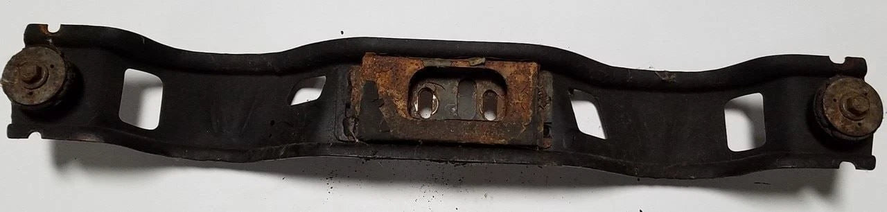 Auto Transmission Crossmember for Lincoln Mark VIII (1994–1996)