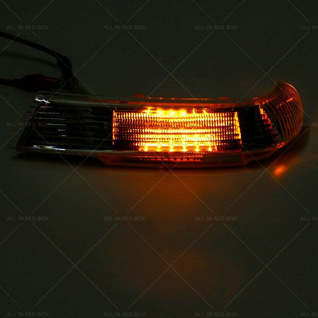 Front Left Wing Door Mirror Indicator for VW Touareg (2003–2006)