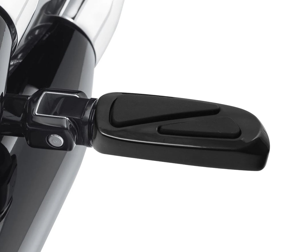Rear Passenger Pegs Footrest for Harley Softail Fat Boy Deluxe (2018–2024)