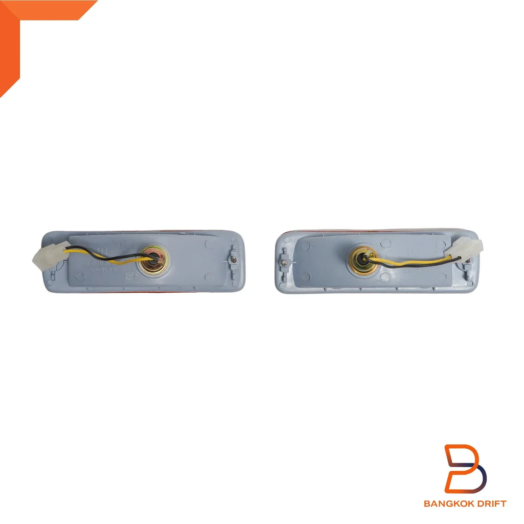 Amber Lens Bumper Side Turn Signal Lamp Light for Toyota Hilux (1988-1997)