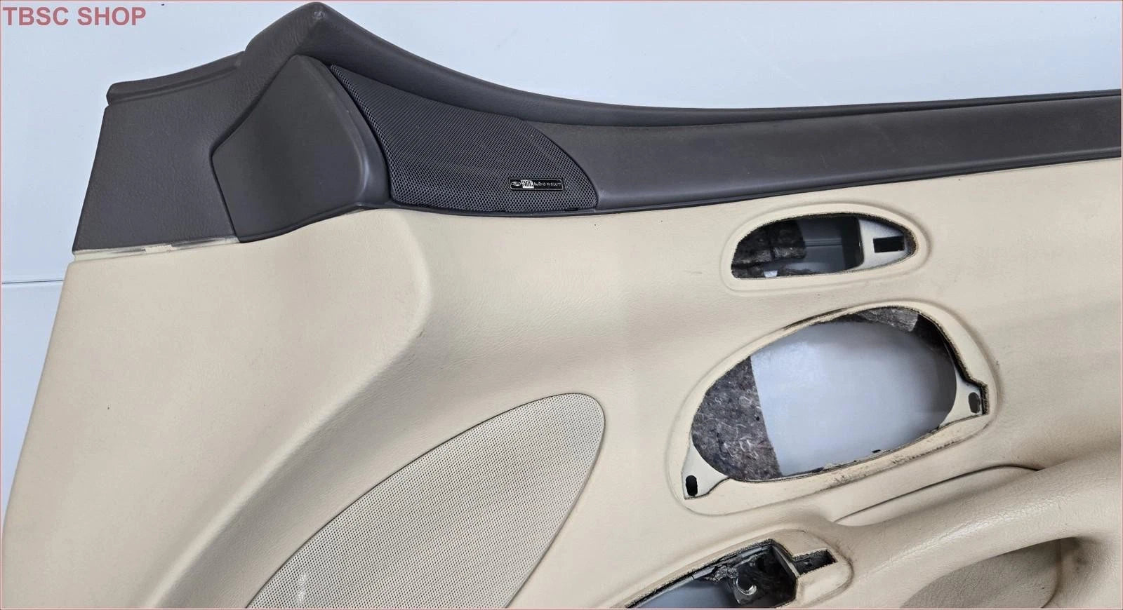 Door Panel RH for Lincoln Mark VIII (1993–1996) Ivory
