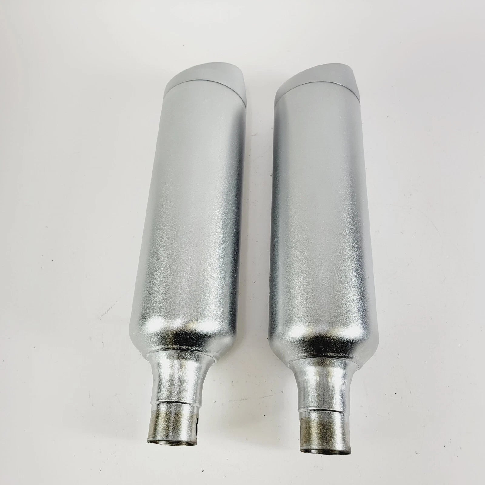 Slip-On Mufflers for Harley-Davidson M8 Softail Fat Bob (2018–2023) 64900720A