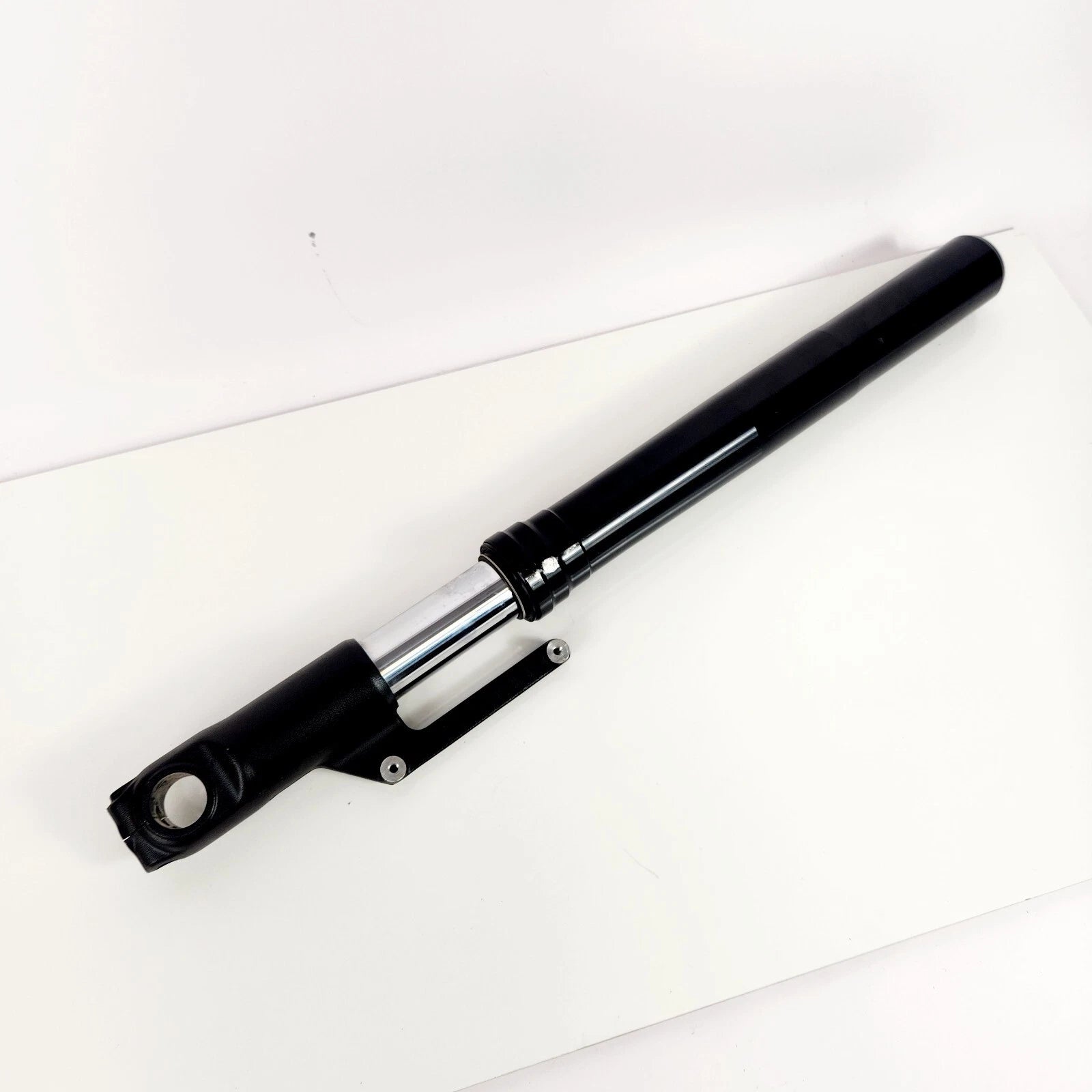 Right Side Inverted 43mm Fork for Harley Sportster S (2021–2024)