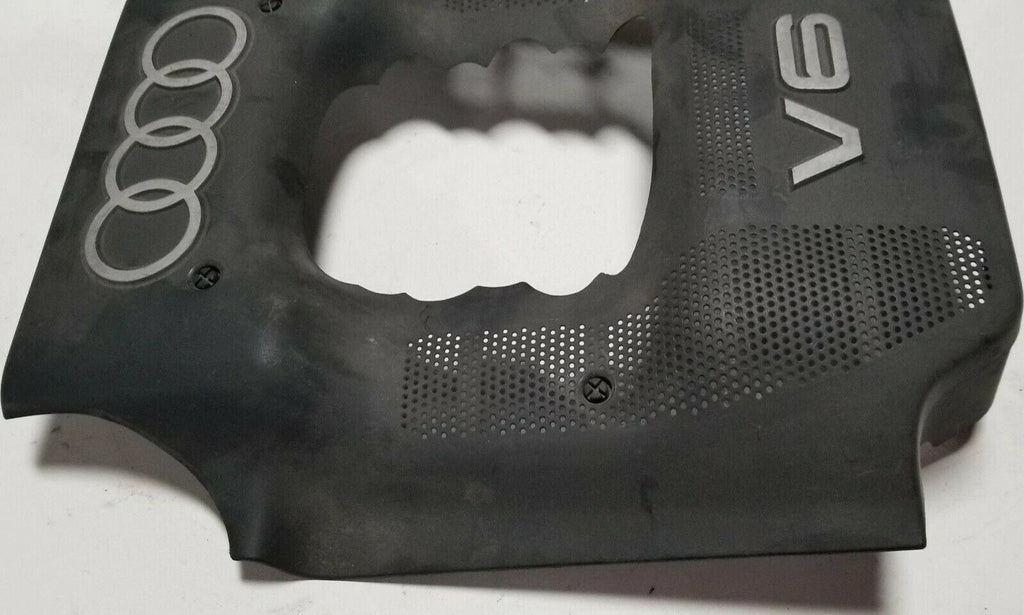 Center Engine Cover for Audi A6 C5 2.8L V6 (1998–2001) 078103927P