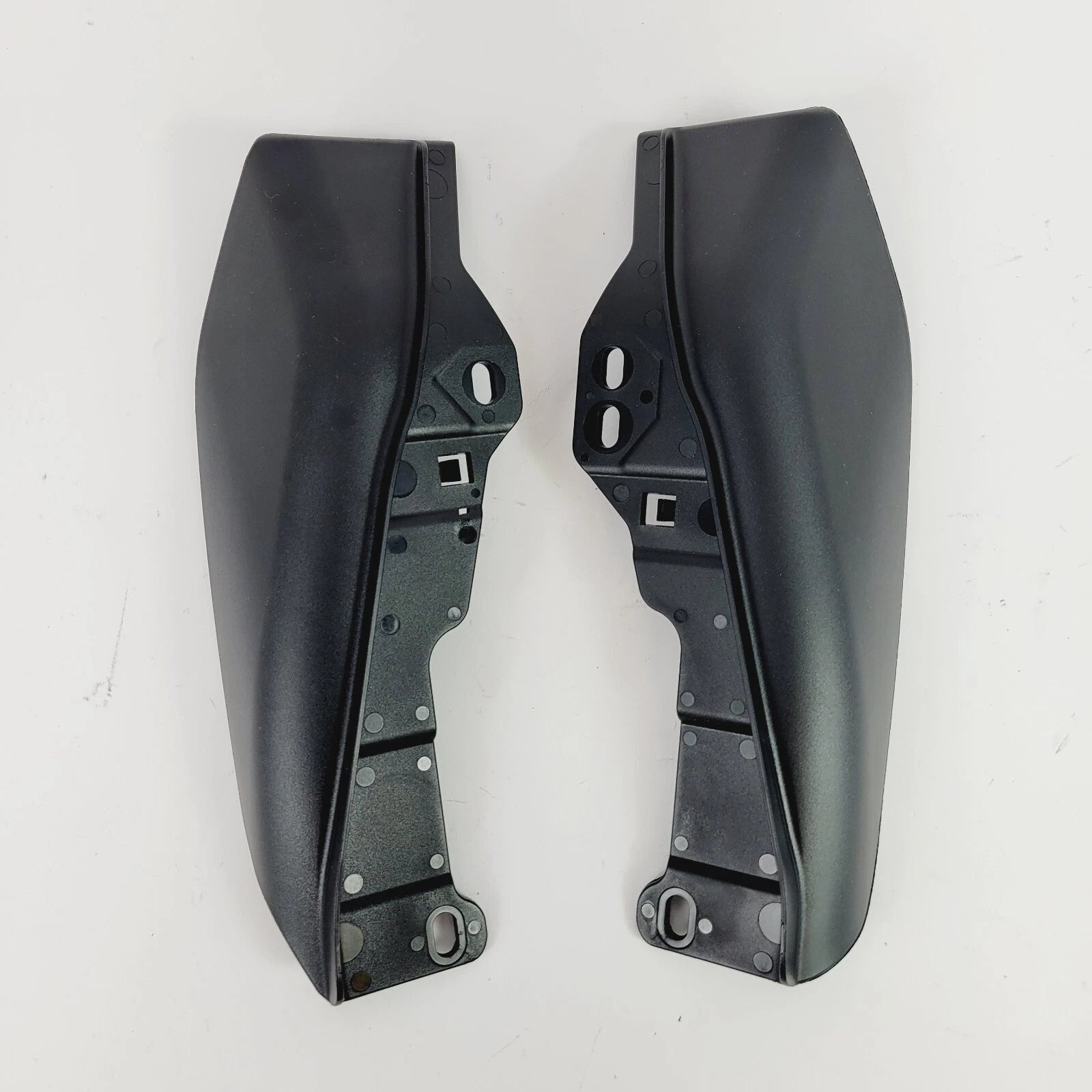 Set of 2 Mid-Frame Air Deflectors for Harley Touring (2009–2024) 58167-09A