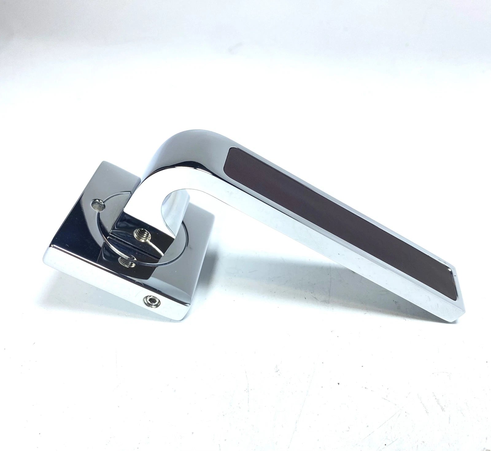 Chrome Door Lever Handle for Turning Style Designs R1530 (RHD)