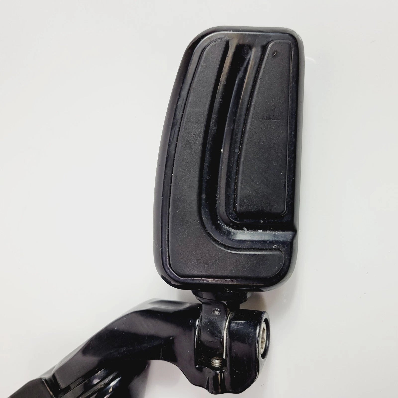 Short Angled Crashbar Mount Footpegs for Harley