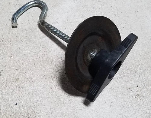Spare Wheel Clamp for Lincoln Continental (1998–2002)