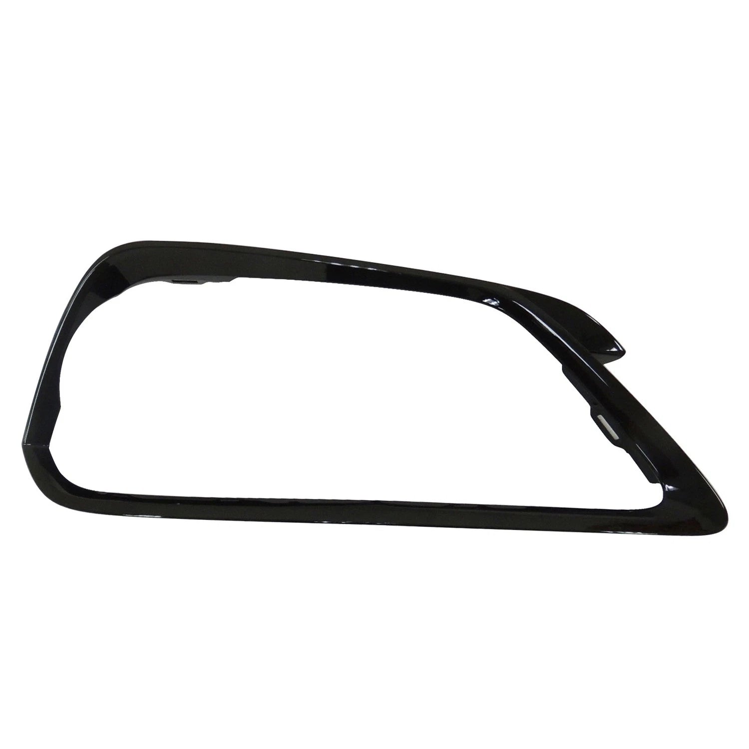 Replacement Front Passenger Bumper Cover Molding for Toyota Hilux (2005–2015)