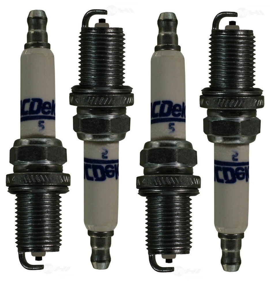 Set of 4 Spark Plugs for Audi A4 Quattro TT VW Golf Jetta 1.8L 2.0L L4 (1996–2005)