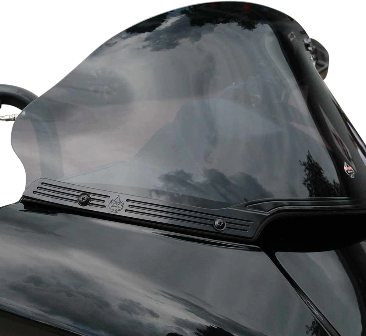 Windshield Trim for Harley-Davidson (KERF, KWW-01-0582)