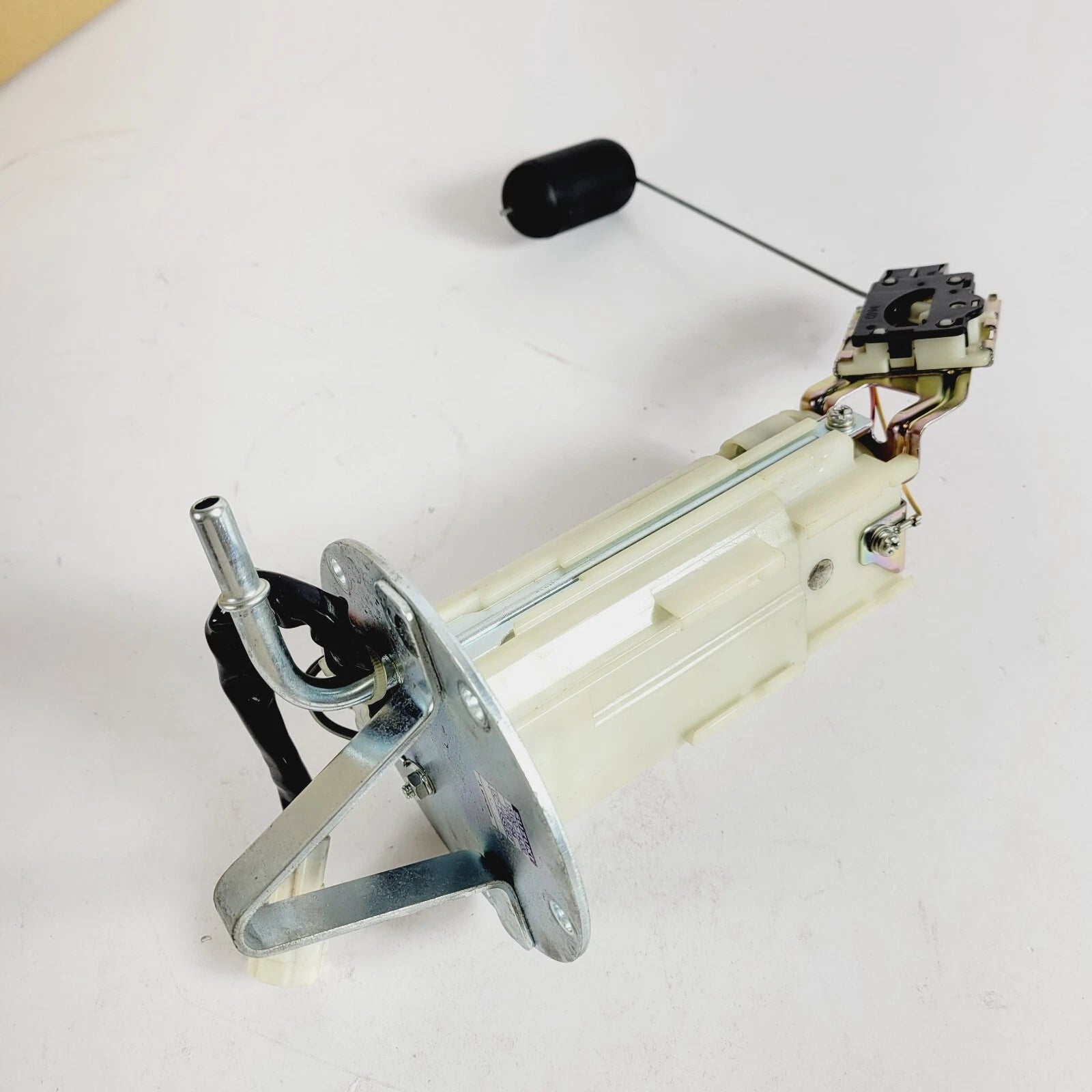 EFI Fuel Pump Module Assembly for Suzuki GSX-R600 GSX-R750 (2011–2023) 15100-14J01