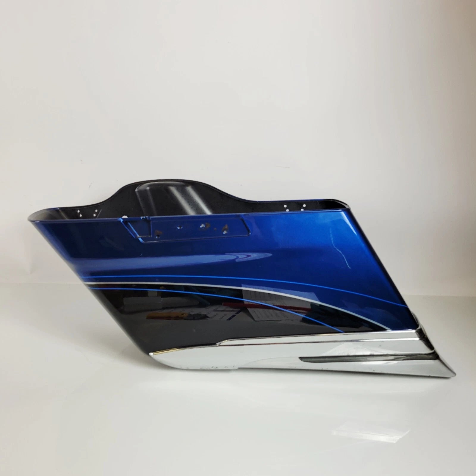 Left Legend Blue 2 Tone with Chrome Accent for Harley-Davidson Touring (2014–2023)