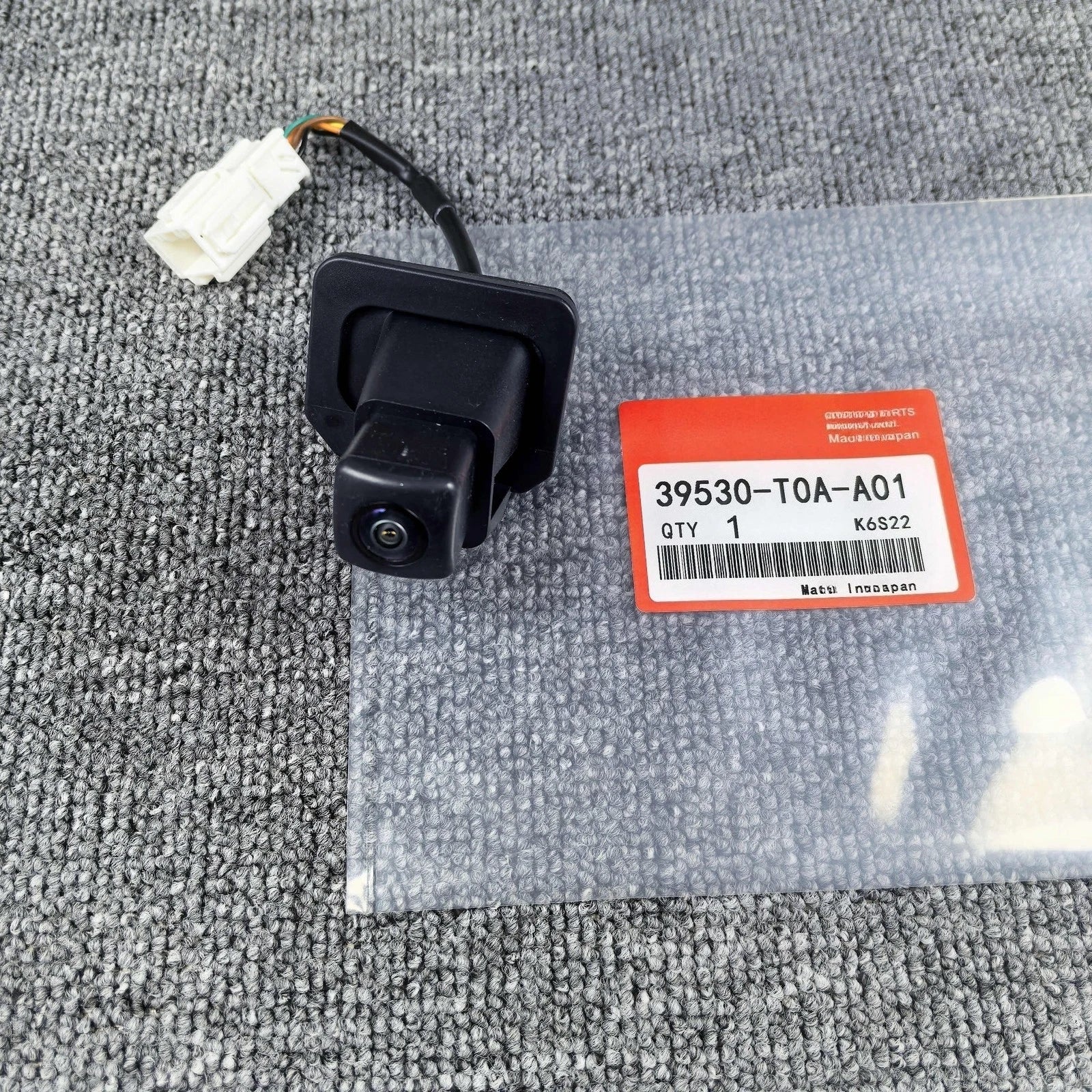 Rear View Back Up Parking Camera for Honda CR-V (2007–2011)