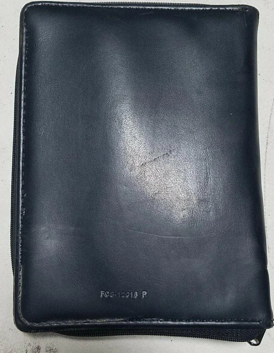 Owners Manual with Case for Ford Explorer (1996)