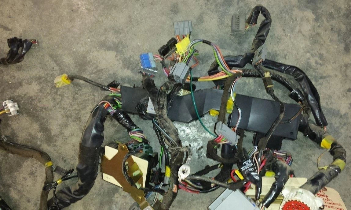Dash Wire Harness for Ford Thunderbird Cougar (1994–1995)