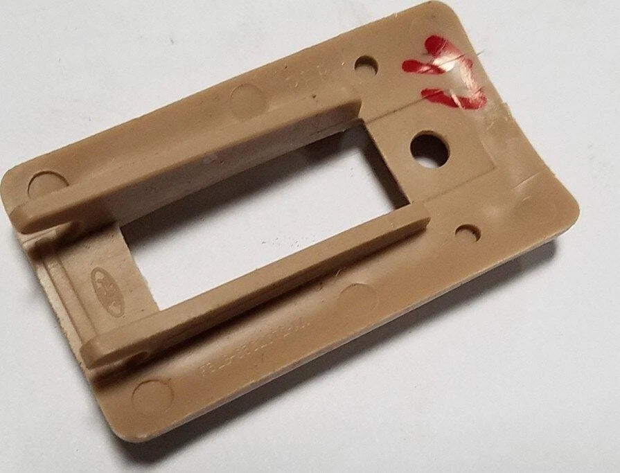 Seat Latch Trim for Ford Thunderbird Cougar (1997) - Prairie Tan Saddle