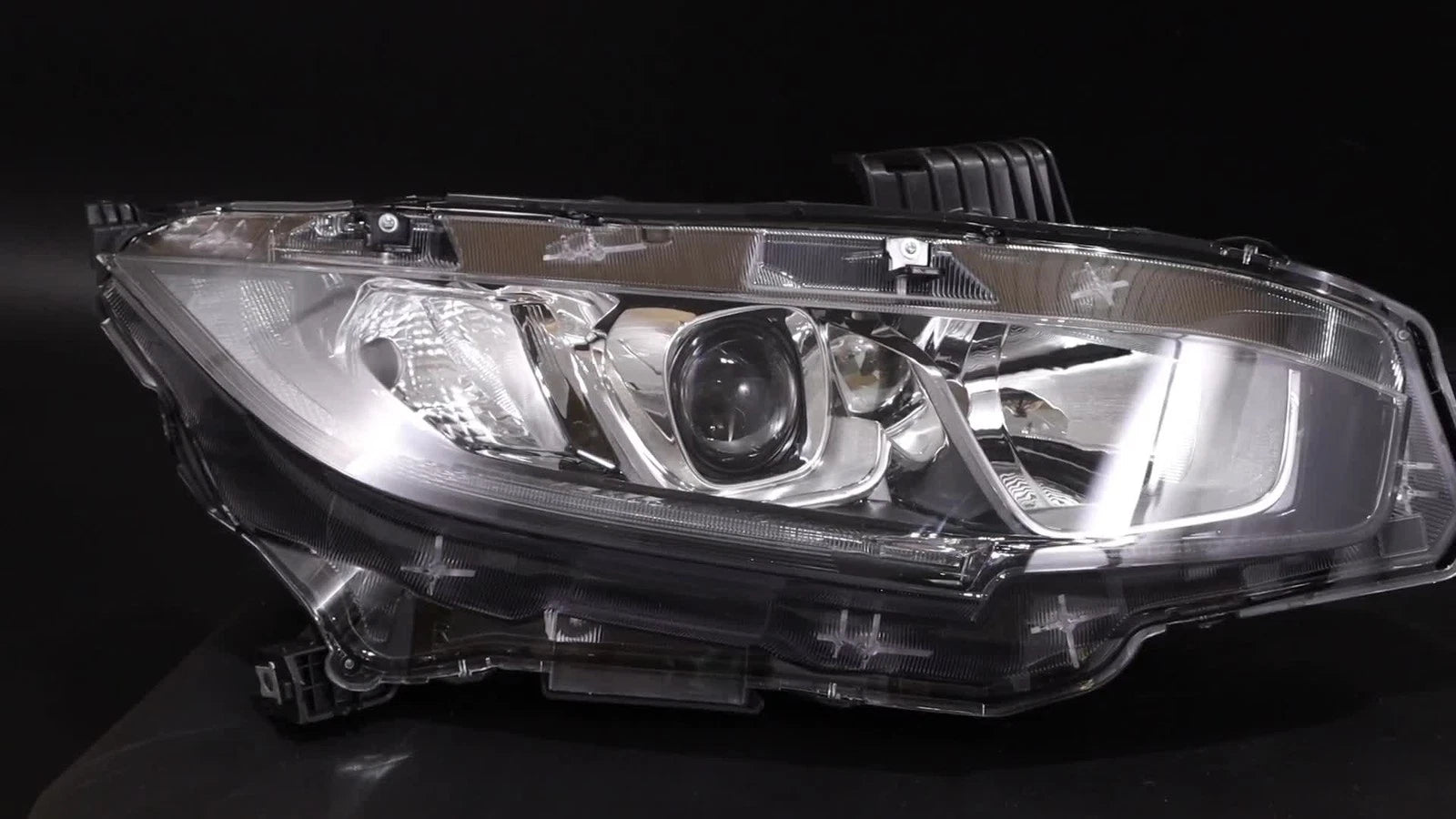 Set of 2 Headlights for Honda Civic (2016–2020) Electroplated Halogen