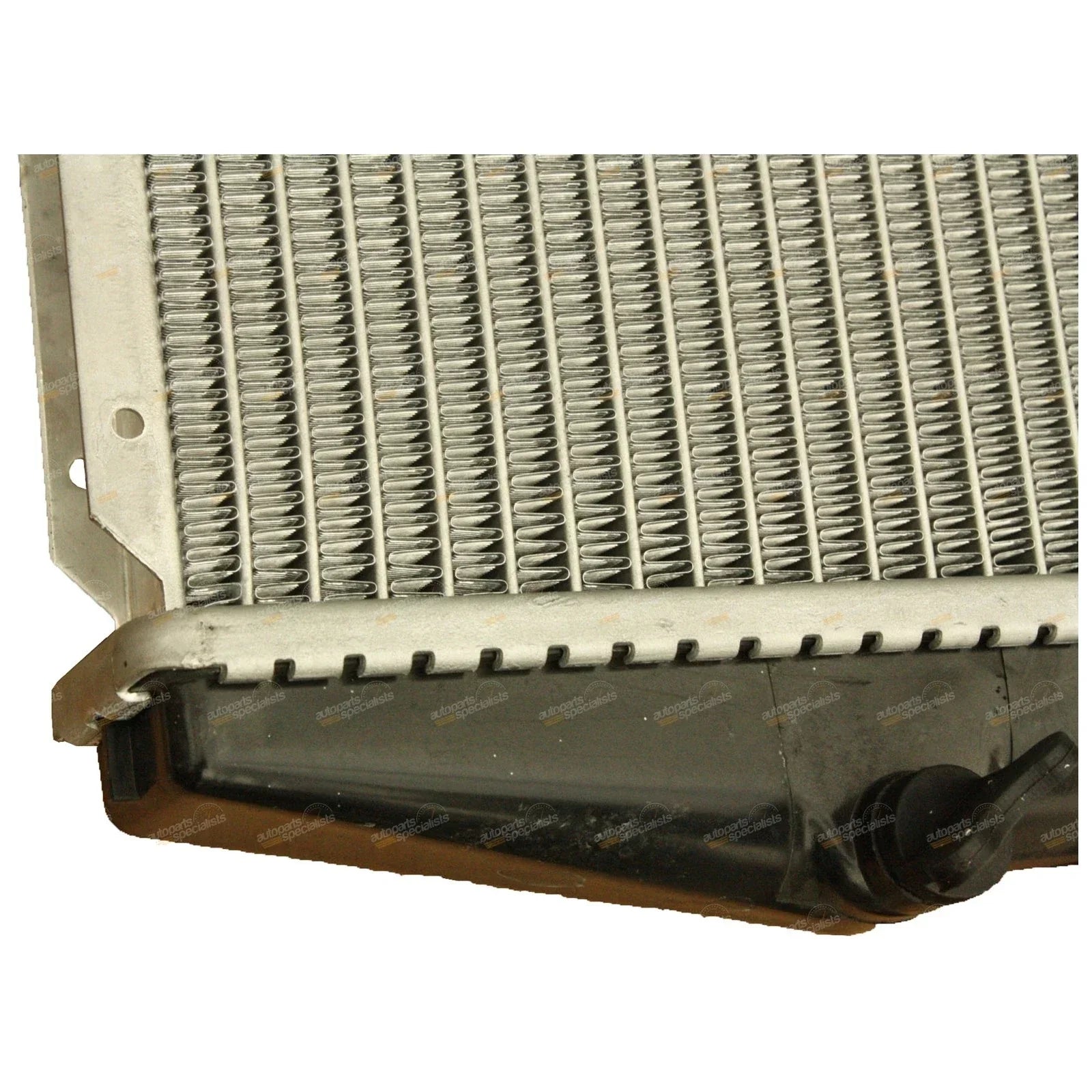Alloy Radiator for Nissan Pathfinder WD21 V6 3.0L VG30E (1992-1995)