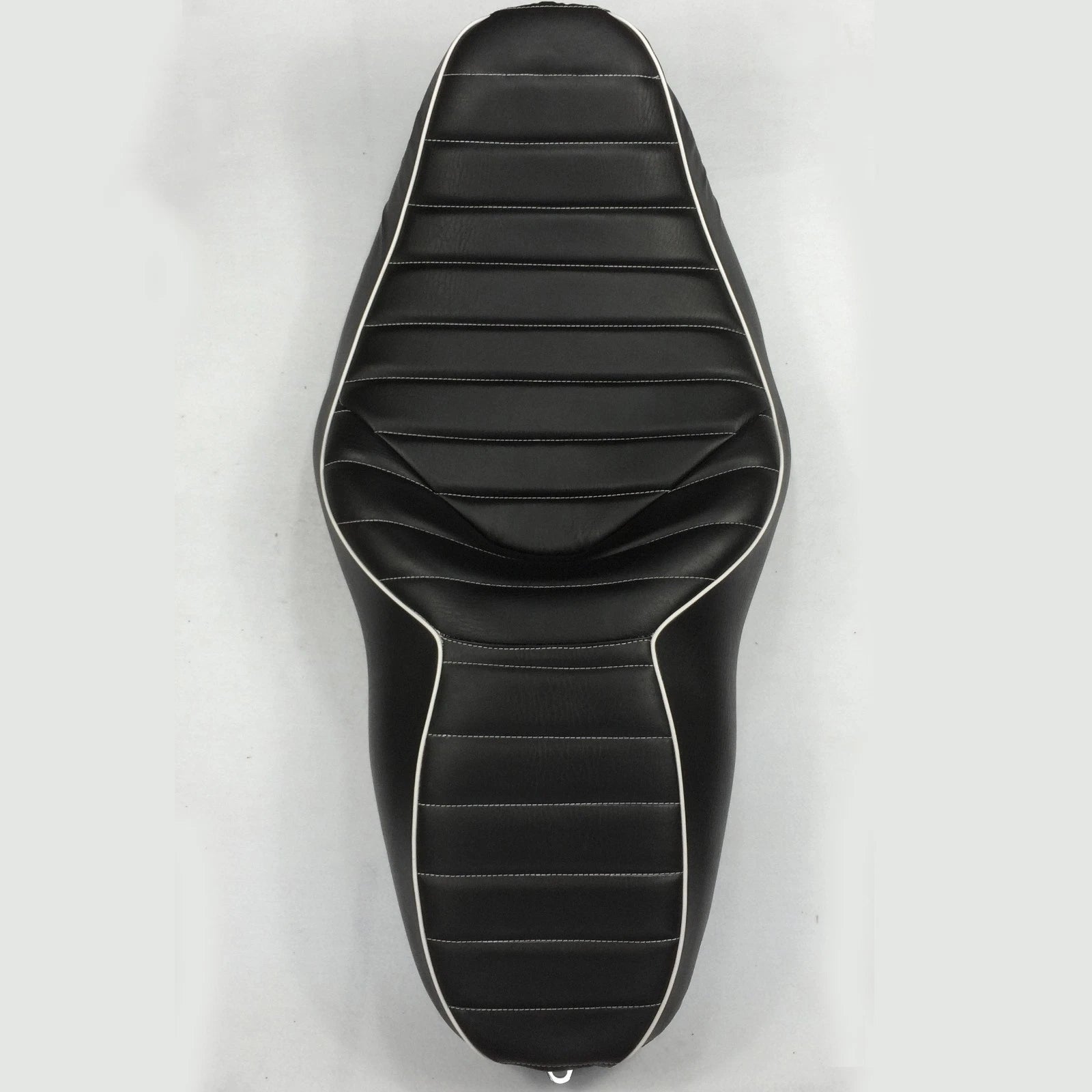 2X Cross Stripe Seat for Harley Davidson Road King/FLHX (2007–2015)