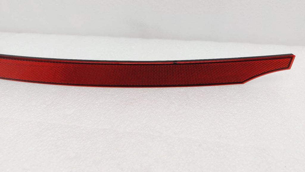 Rear Bumper Outer Left Side Reflector for VW Atlas Cross Sport (2020–2025) 3CM945105B
