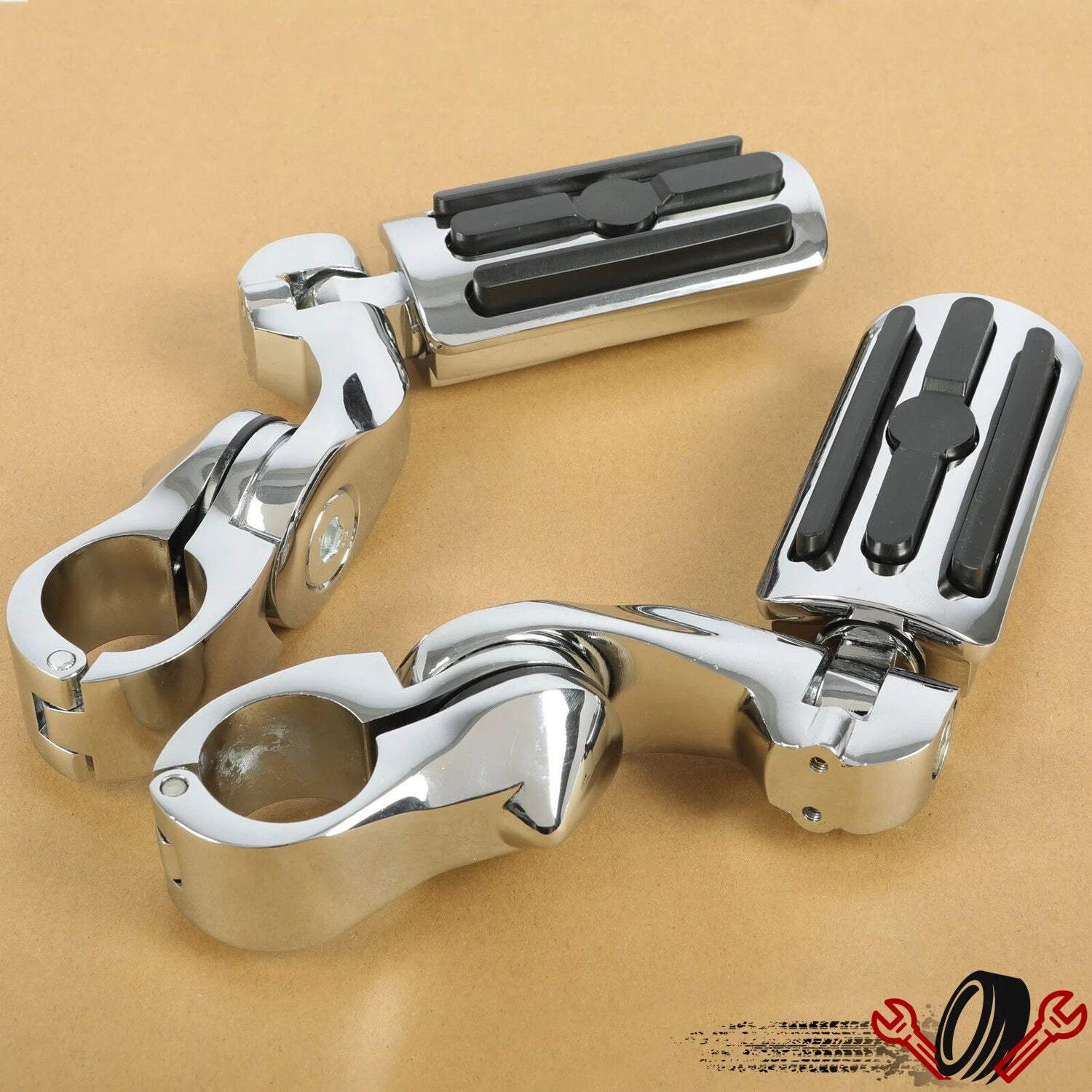 1-1/4" Highway Crash Bar Foot Pegs for Harley Touring Road Glide (YYYY–YYYY)