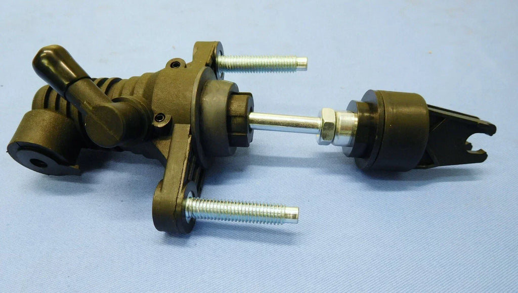 Clutch Master Cylinder for 4WD Toyota Hilux KUN26R (2005-2015)