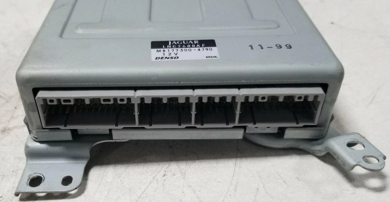 Temperature Control Module LNC7600AF for Jaguar XJ8 XJR VDP (2000–2003)