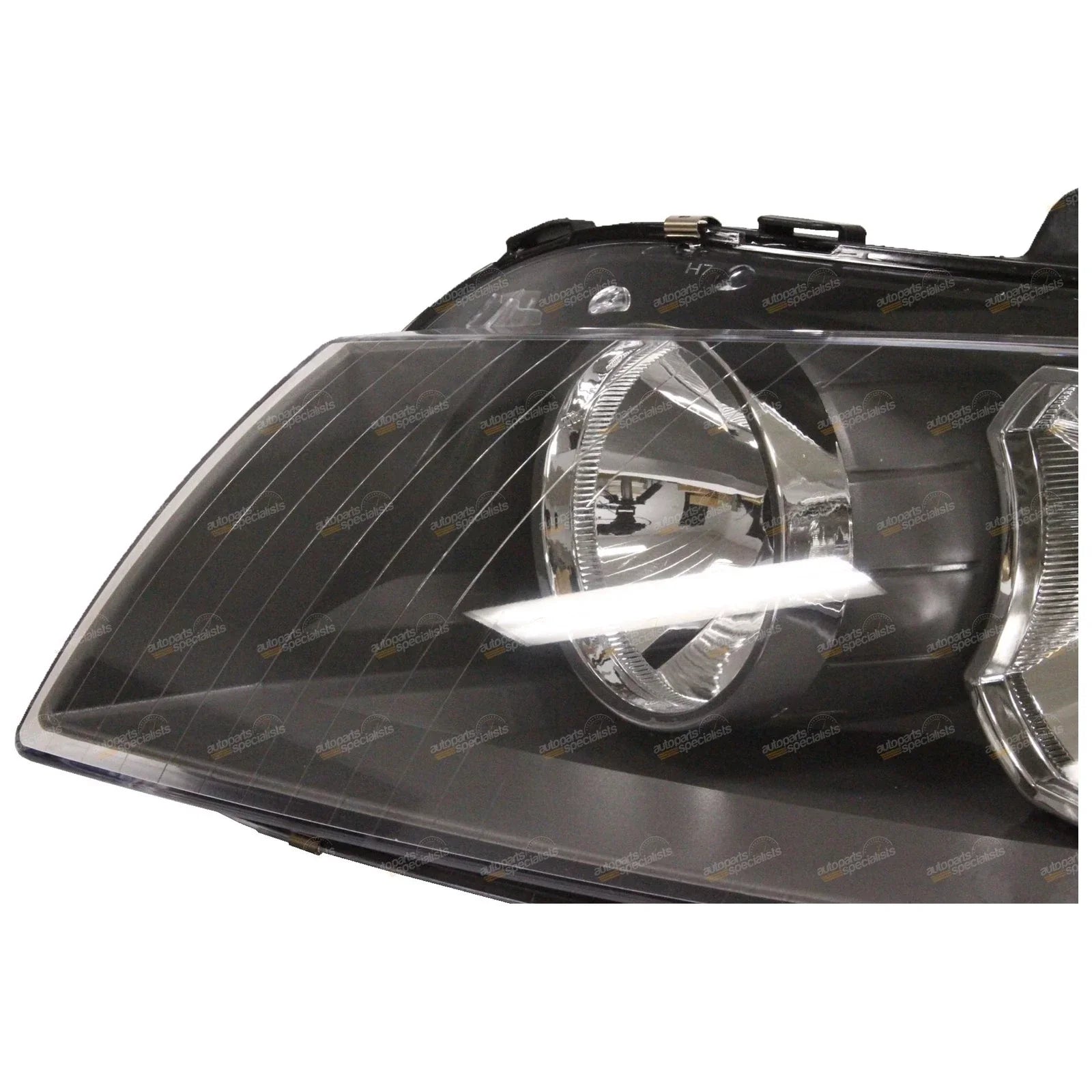 LH Halogen Headlight for Audi A3 8P Series 1 Hatch (2004-2008)