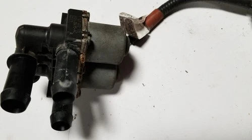 Heater Aux Control Valve for Lincoln LS (2003–2006) 2R8H-18495-AC