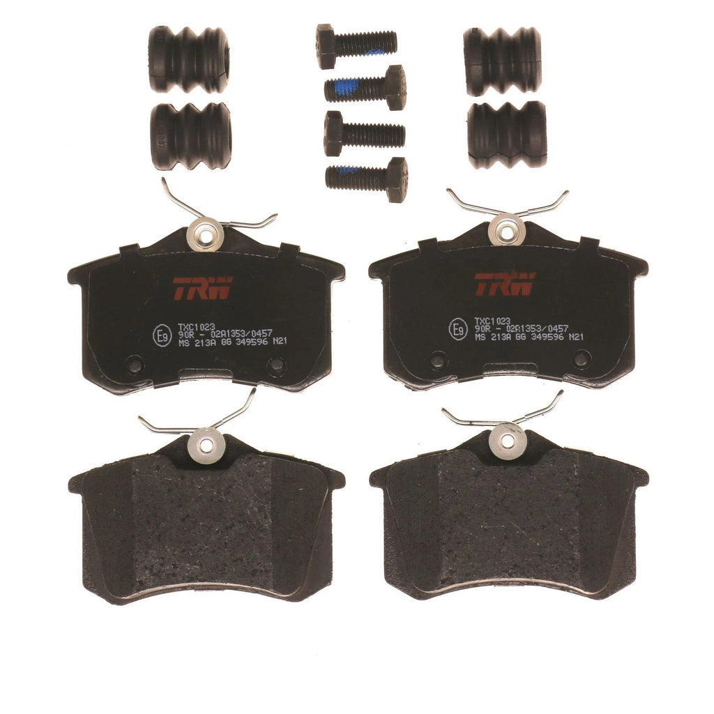 Set of 4 Disc Brake Pads for Audi A4 Quattro (2003–2006)