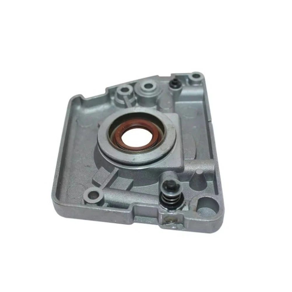 Oil Pump 501512501 for Chainsaw Models 61, 162, 162SE, 162SG, 266, 268, 272, 272XP