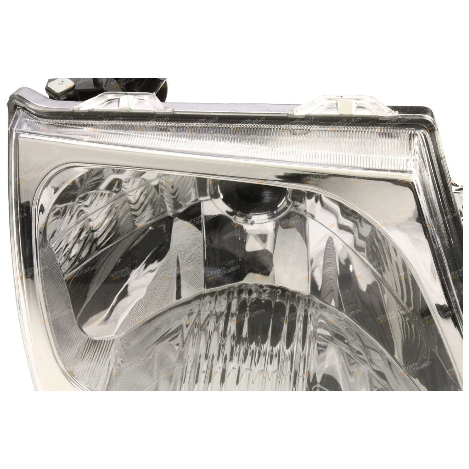 RH Headlight for Toyota Hilux SR5 (2001–2005)