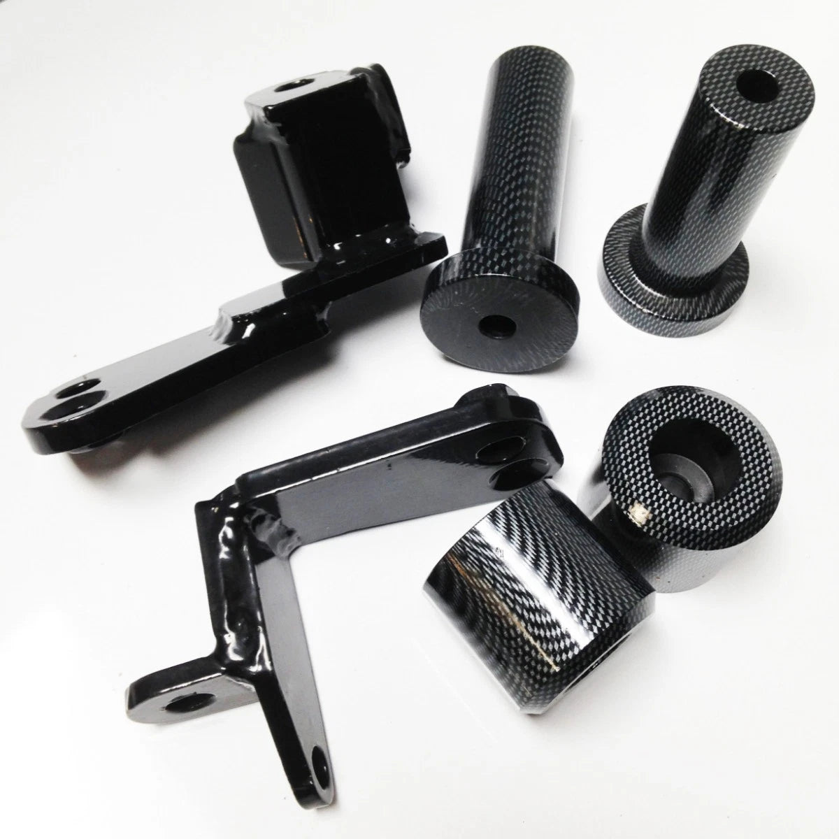 No Cut Frame Slider Protector for Suzuki Hayabusa GSX1300R (1999–2007)